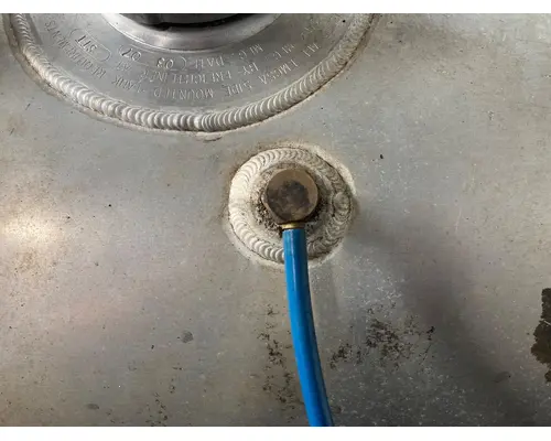 STERLING L9500 SERIES Fuel Tank