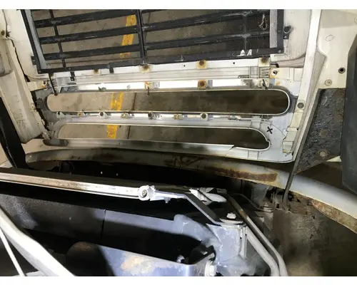 STERLING L9500 SERIES Hood Hinge