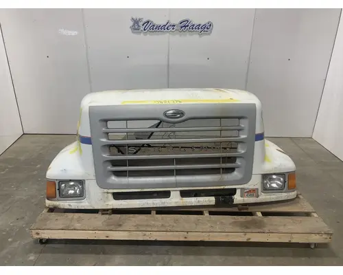 STERLING L9500 SERIES Hood
