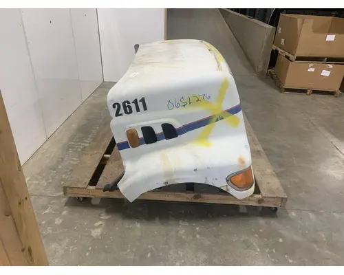 STERLING L9500 SERIES Hood