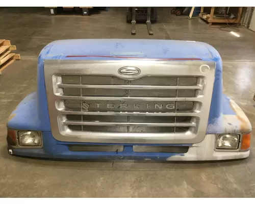 STERLING L9500 SERIES Hood