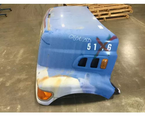 STERLING L9500 SERIES Hood