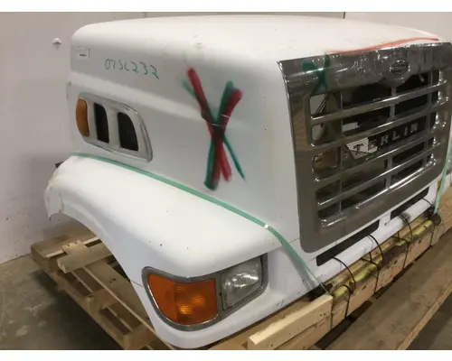 STERLING L9500 SERIES Hood