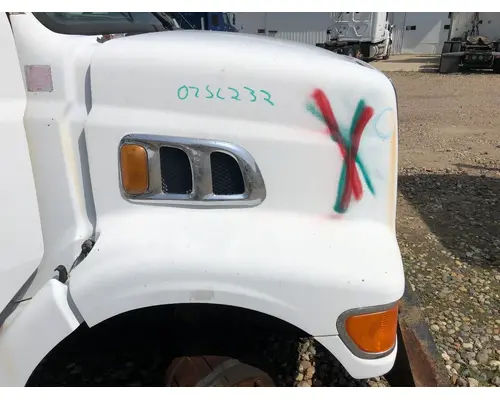 STERLING L9500 SERIES Hood