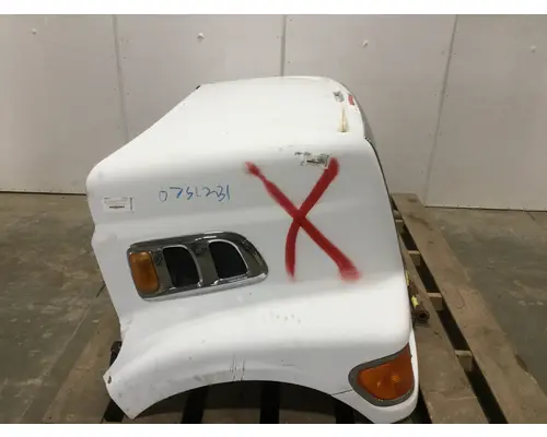 STERLING L9500 SERIES Hood