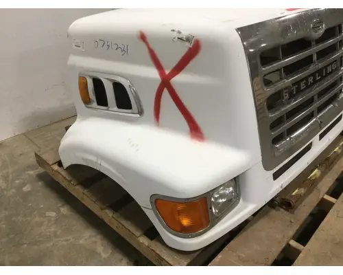STERLING L9500 SERIES Hood