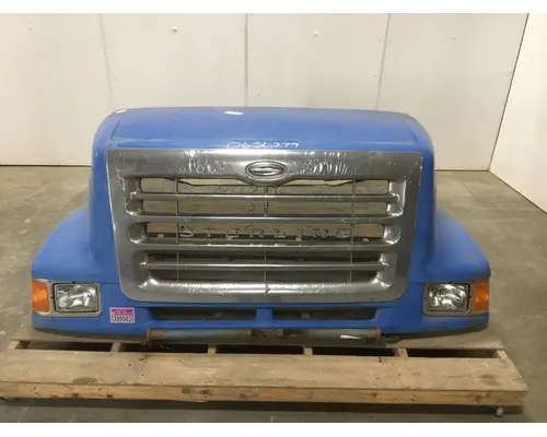 STERLING L9500 SERIES Hood