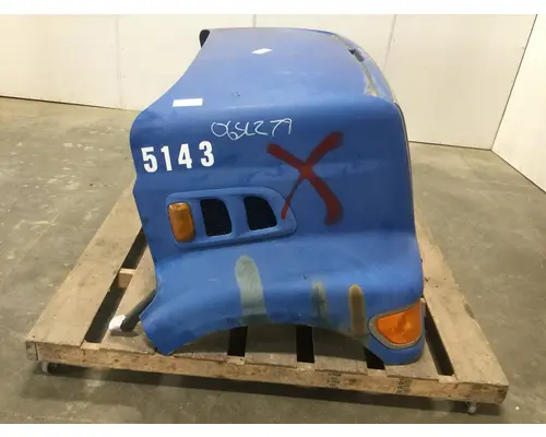 STERLING L9500 SERIES Hood