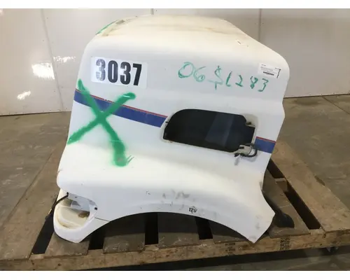 STERLING L9500 SERIES Hood