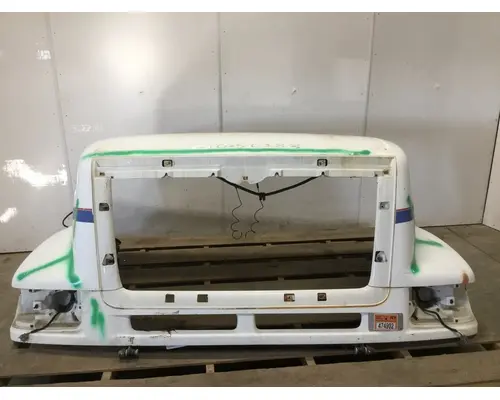 STERLING L9500 SERIES Hood