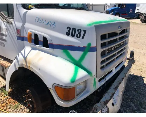STERLING L9500 SERIES Hood