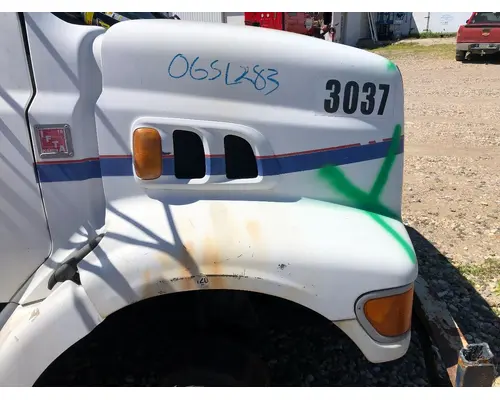 STERLING L9500 SERIES Hood