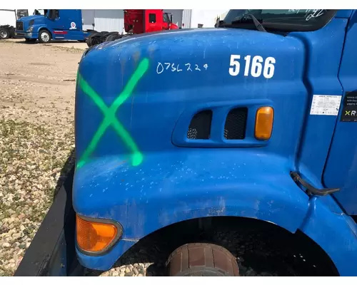 STERLING L9500 SERIES Hood