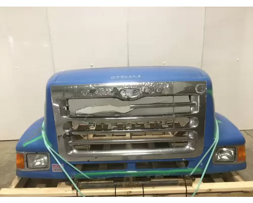 STERLING L9500 SERIES Hood