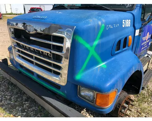 STERLING L9500 SERIES Hood