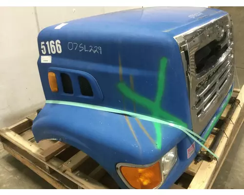 STERLING L9500 SERIES Hood