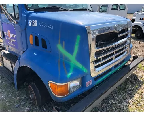 STERLING L9500 SERIES Hood