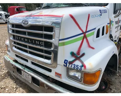 STERLING L9500 SERIES Hood
