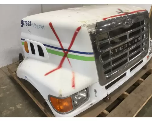 STERLING L9500 SERIES Hood