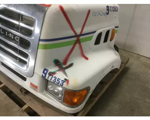 STERLING L9500 SERIES Hood