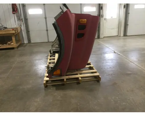 STERLING L9500 SERIES Hood