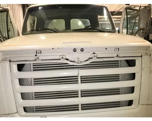 STERLING L9500 SERIES Hood