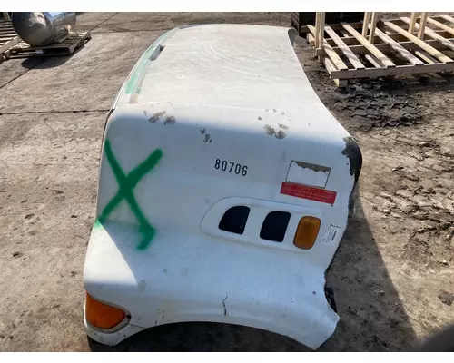 STERLING L9500 SERIES Hood