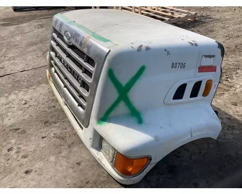 STERLING L9500 SERIES Hood