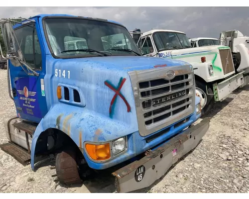 STERLING L9500 SERIES Hood