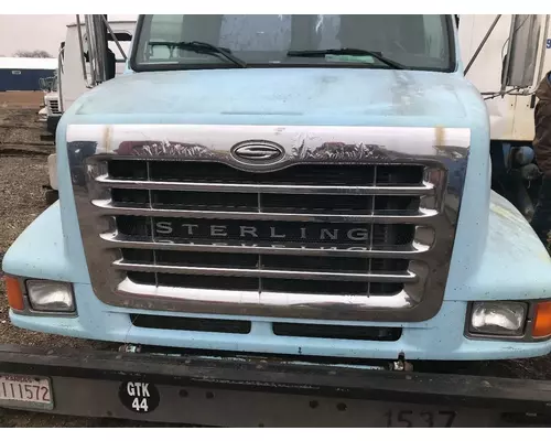 STERLING L9500 SERIES Hood