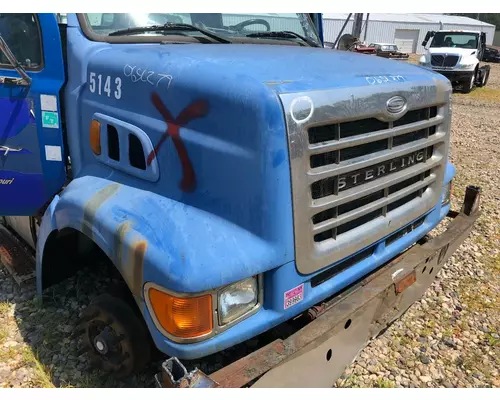 STERLING L9500 SERIES Hood