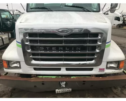 STERLING L9500 SERIES Hood