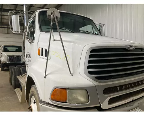 STERLING L9500 SERIES Hood