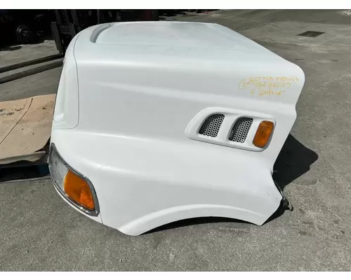 STERLING L9500 SERIES Hood