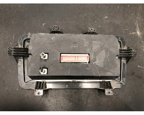 STERLING L9500 SERIES Instrument Cluster