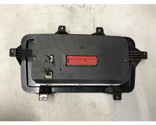 STERLING L9500 SERIES Instrument Cluster