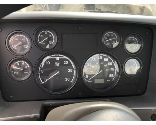 STERLING L9500 SERIES Instrument Cluster