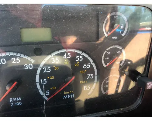 STERLING L9500 SERIES Instrument Cluster