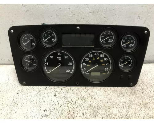 STERLING L9500 SERIES Instrument Cluster