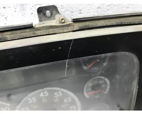 STERLING L9500 SERIES Instrument Cluster