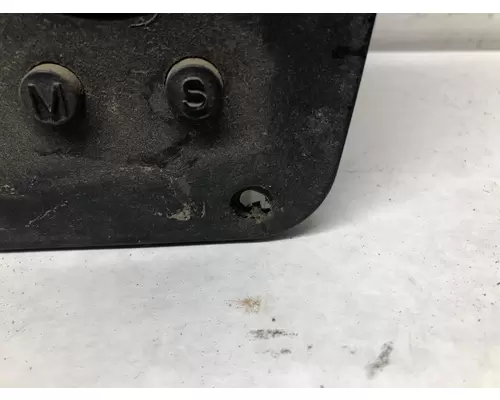 STERLING L9500 SERIES Instrument Cluster