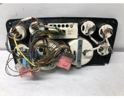 STERLING L9500 SERIES Instrument Cluster