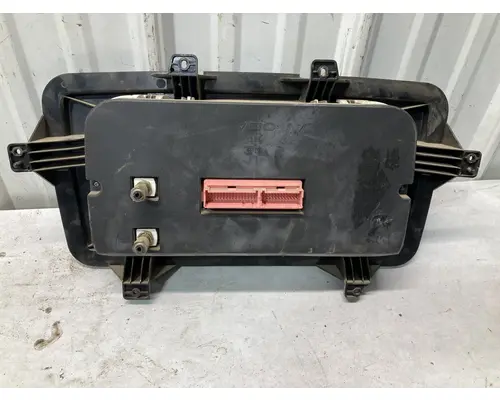 STERLING L9500 SERIES Instrument Cluster