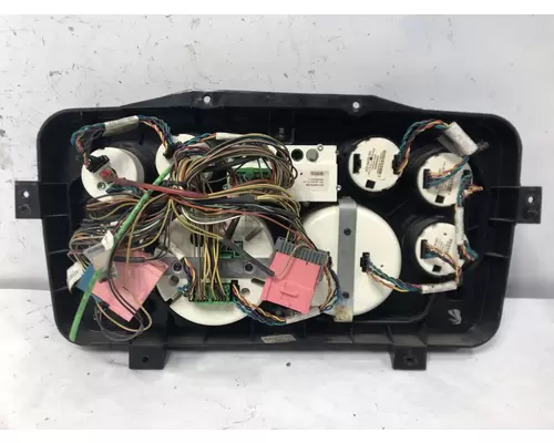 STERLING L9500 SERIES Instrument Cluster
