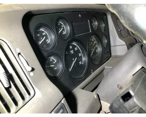 STERLING L9500 SERIES Instrument Cluster