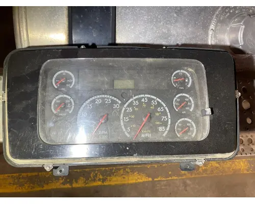 STERLING L9500 SERIES Instrument Cluster