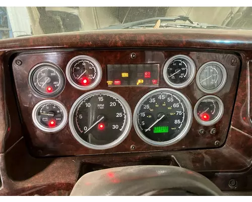 STERLING L9500 SERIES Instrument Cluster