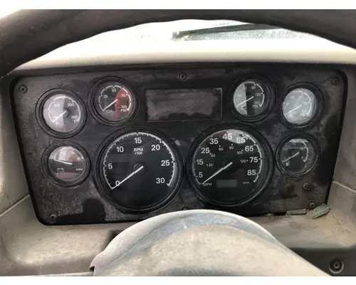 STERLING L9500 SERIES Instrument Cluster