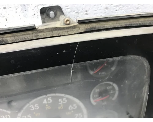 STERLING L9500 SERIES Instrument Cluster