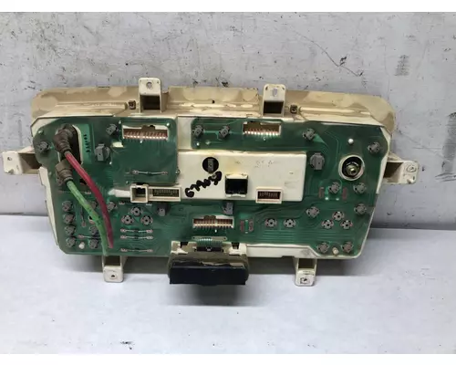 STERLING L9500 SERIES Instrument Cluster